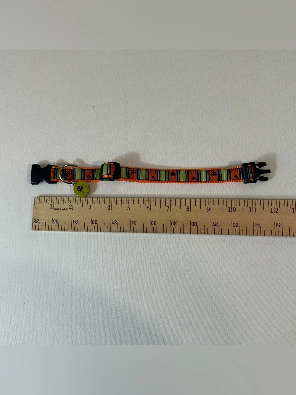HALLOWEEN SPIDER LIGHT UP COLLAR